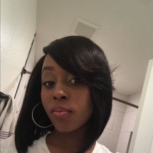 Meet your Posher, Nikenye